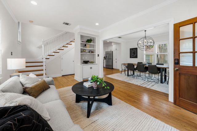 512 E 49th ST, Austin, TX 78751