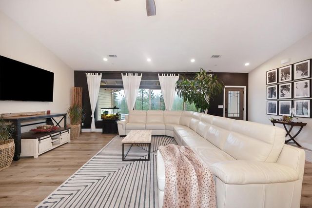 3960 Fort Jim, Placerville, CA 95667