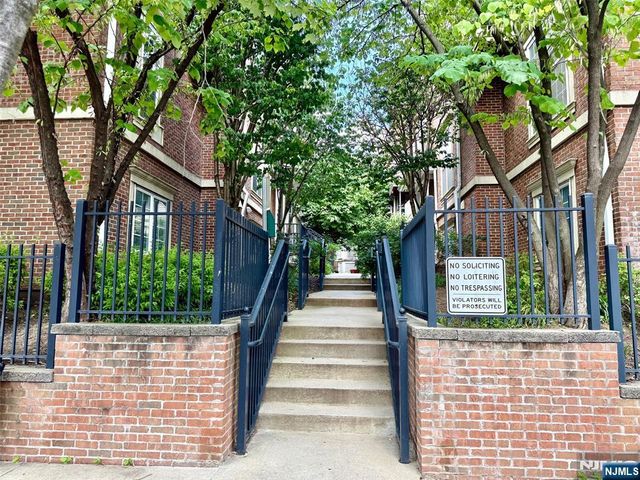 200 Dey Street 262, Harrison, NJ 07029