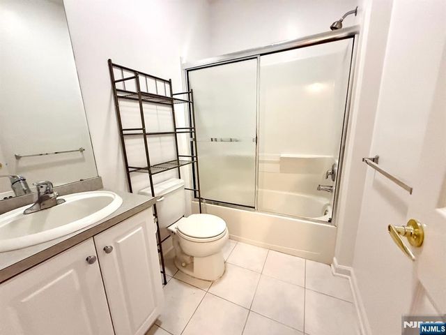 200 Dey Street 262, Harrison, NJ 07029