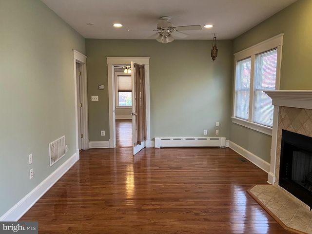 2237 N WAKEFIELD ST, Arlington, VA 22207