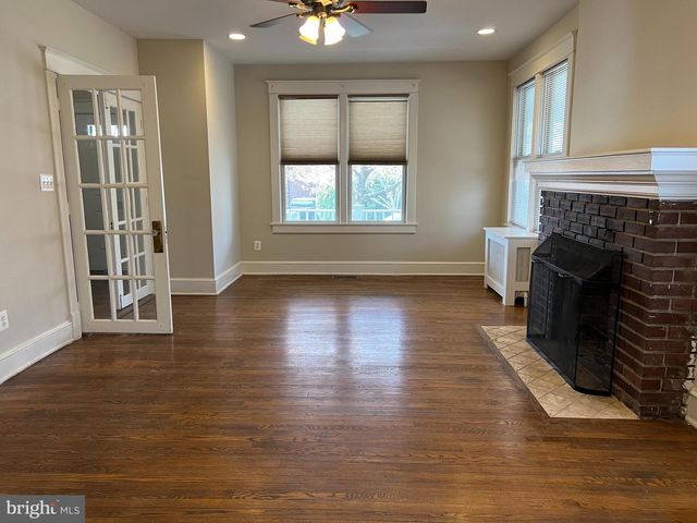 2237 N WAKEFIELD ST, Arlington, VA 22207