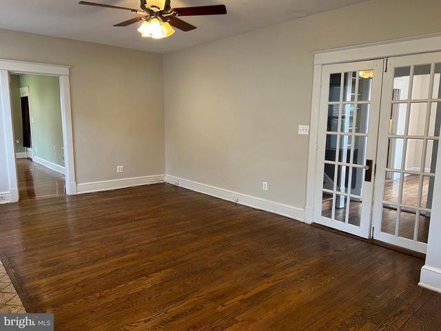 2237 N WAKEFIELD ST, Arlington, VA 22207