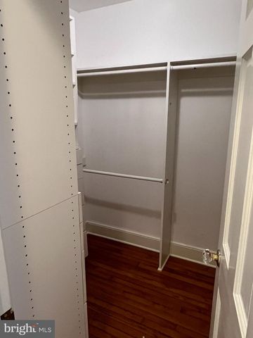 2237 N WAKEFIELD ST, Arlington, VA 22207