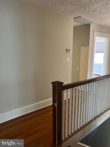 2237 N WAKEFIELD ST, Arlington, VA 22207