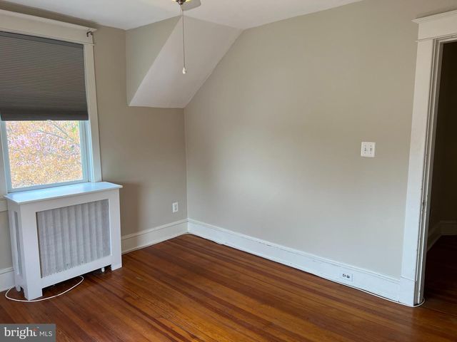 2237 N WAKEFIELD ST, Arlington, VA 22207