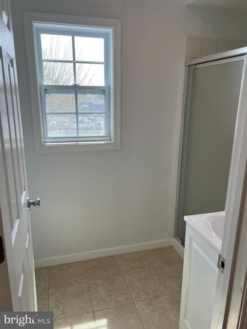 2237 N WAKEFIELD ST, Arlington, VA 22207