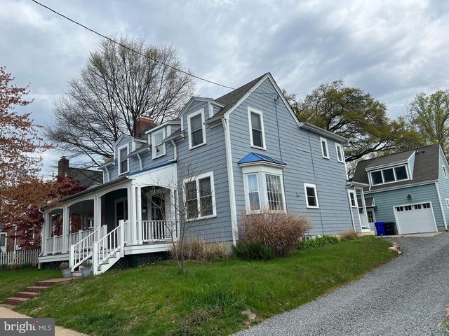 2237 N WAKEFIELD ST, Arlington, VA 22207