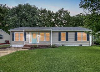 1068 Saint Julian DR, Chesapeake, VA 23323