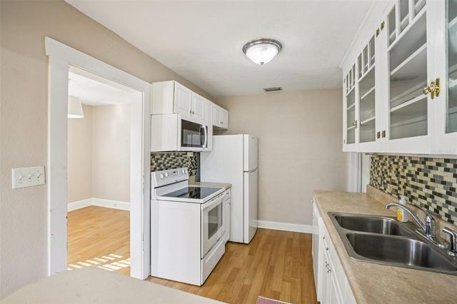 2334 25TH AVENUE S, St Petersburg, FL 33712