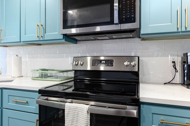 7310 Seawall Boulevard 702, Galveston, TX 77551