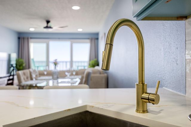 7310 Seawall Boulevard 702, Galveston, TX 77551