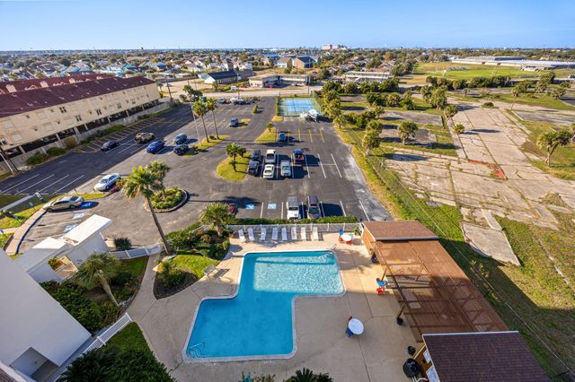 7310 Seawall Boulevard 702, Galveston, TX 77551