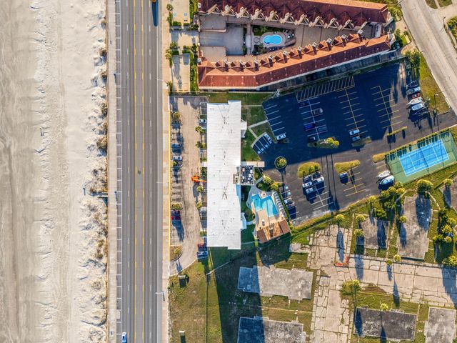 7310 Seawall Boulevard 702, Galveston, TX 77551