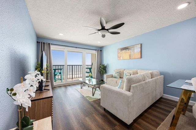 7310 Seawall Boulevard 702, Galveston, TX 77551