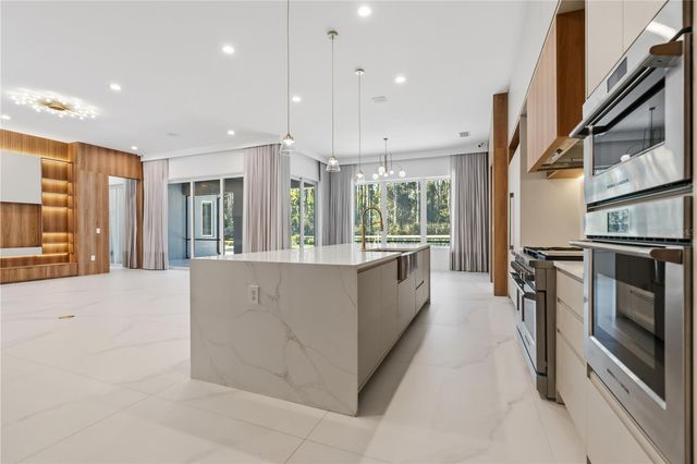 15548 PENDIO DRIVE, Bella Collina, FL 34756