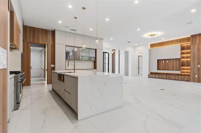 15548 PENDIO DRIVE, Bella Collina, FL 34756