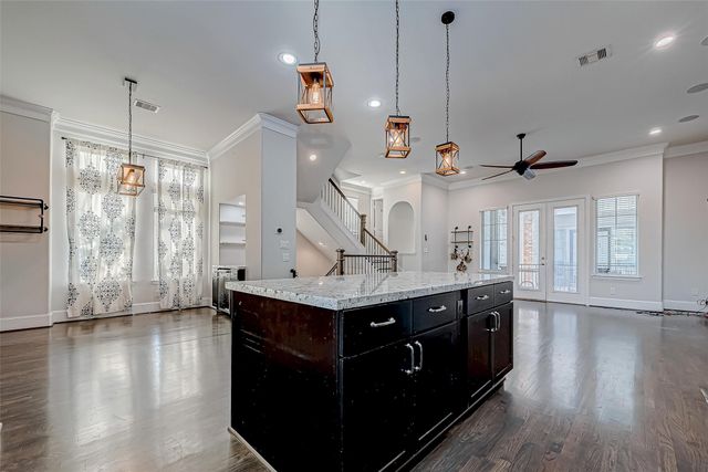 2227 Chenevert Street, Houston, TX 77003