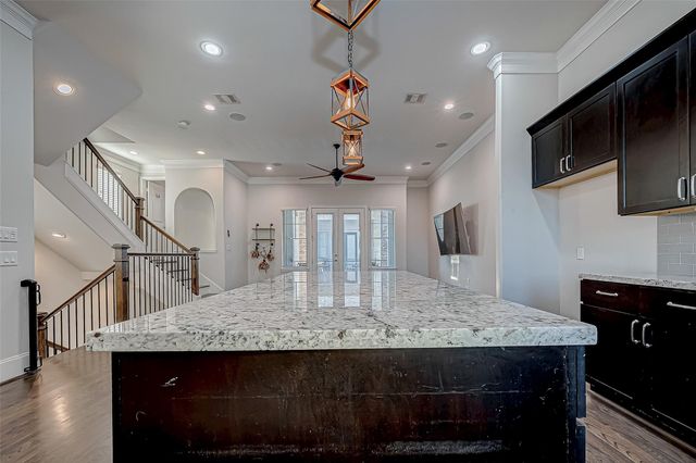 2227 Chenevert Street, Houston, TX 77003