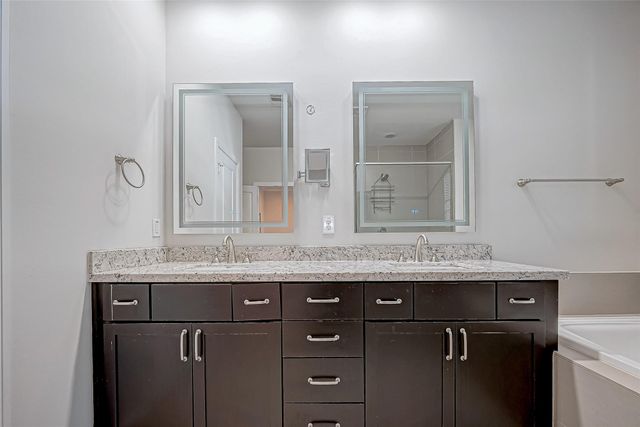 2227 Chenevert Street, Houston, TX 77003