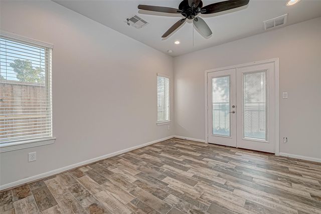 2227 Chenevert Street, Houston, TX 77003