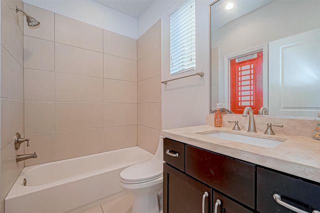 2227 Chenevert Street, Houston, TX 77003