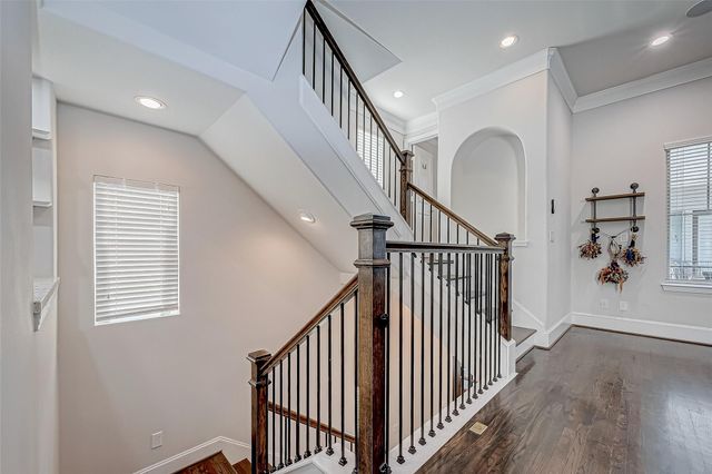 2227 Chenevert Street, Houston, TX 77003