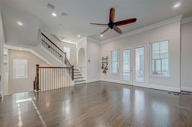2227 Chenevert Street, Houston, TX 77003