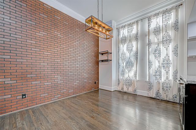 2227 Chenevert Street, Houston, TX 77003
