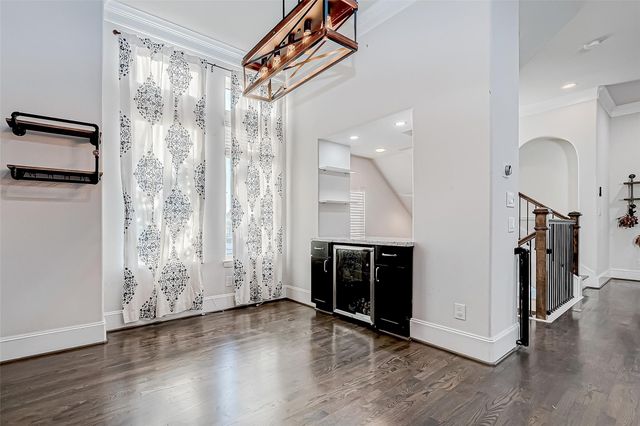 2227 Chenevert Street, Houston, TX 77003