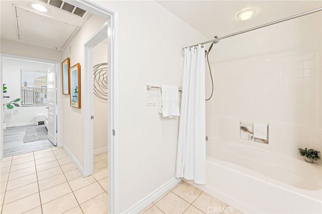 2105 Watermarke, Irvine, CA 92612