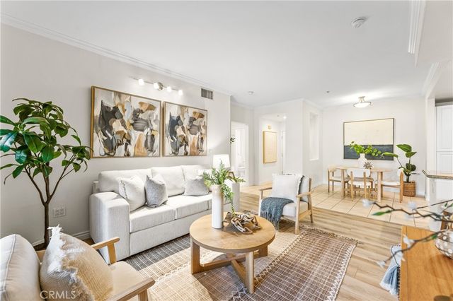 2105 Watermarke, Irvine, CA 92612
