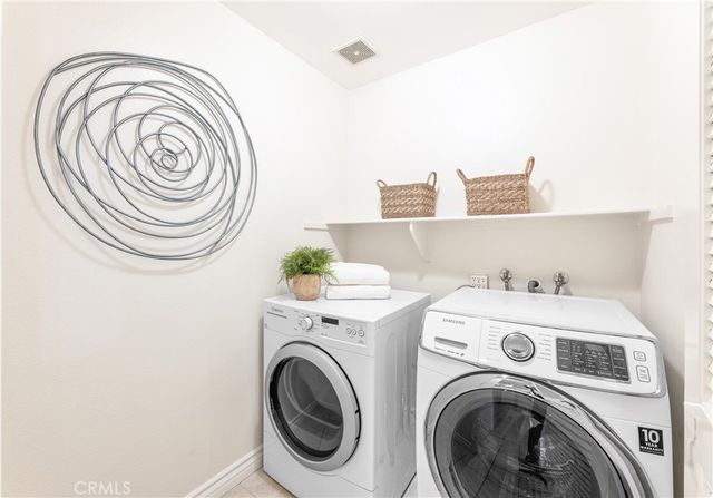 2105 Watermarke, Irvine, CA 92612