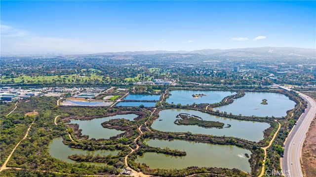 2105 Watermarke, Irvine, CA 92612