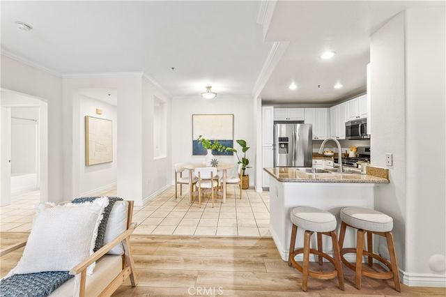 2105 Watermarke, Irvine, CA 92612