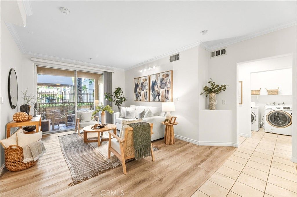 2105 Watermarke, Irvine, CA 92612