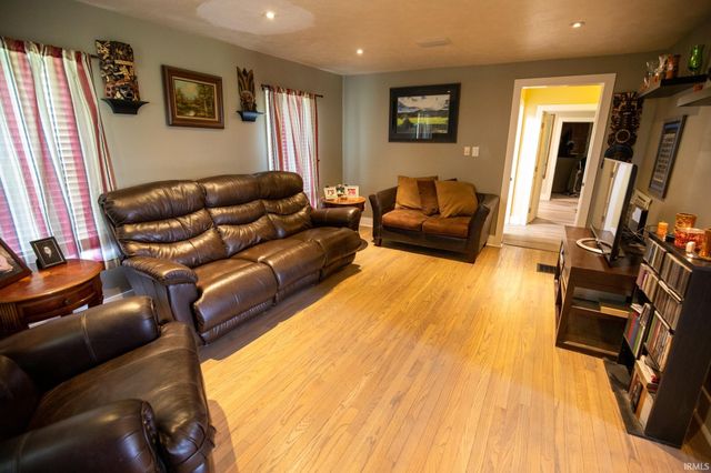 12628 Peach Road, Plymouth, IN 46563