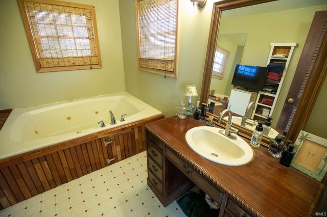 12628 Peach Road, Plymouth, IN 46563