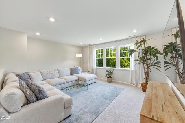 7167 Crested Iris Place, Durham, NC 27703