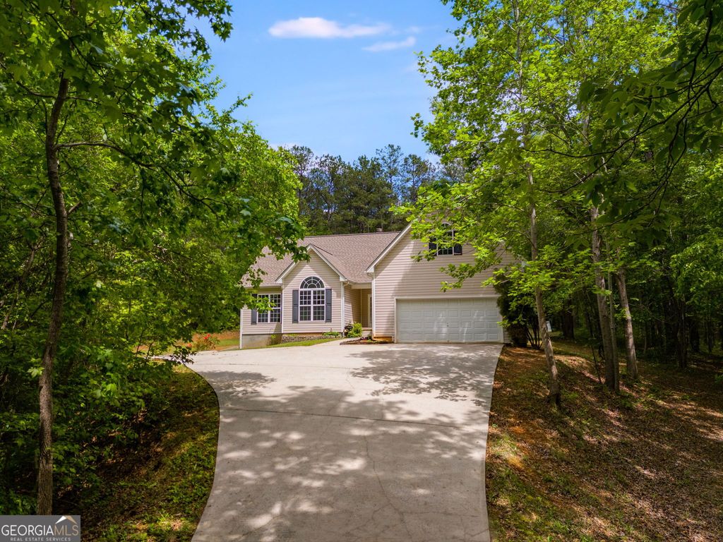 242 Brookshire Drive, Temple, GA 30179