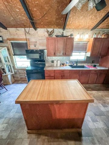 2040 Marion County Road 3509, Jefferson, TX 75657