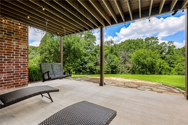 3140 Laurel Circle, Centerton, AR 72719