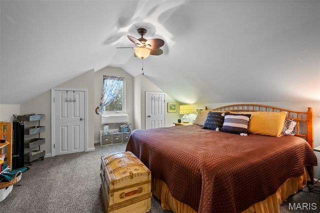 9842 Coventry Lane, St Louis, MO 63123