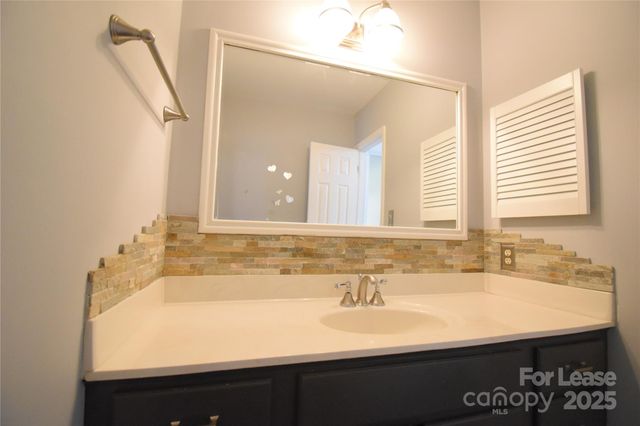 4128 Carmel Forest Drive, Charlotte, NC 28226