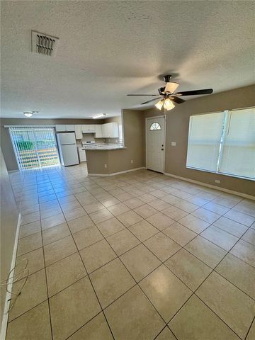3305 E 38TH AVENUE, Tampa, FL 33610