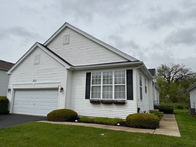 93 Netherlands Drive, Antioch, IL 60002