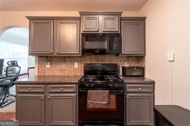 7377 Spoleto Loop, Fairburn, GA 30213