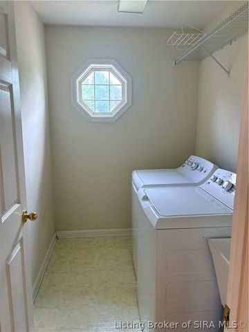 3045 Autumn Hill Trail, New Albany, IN 47150