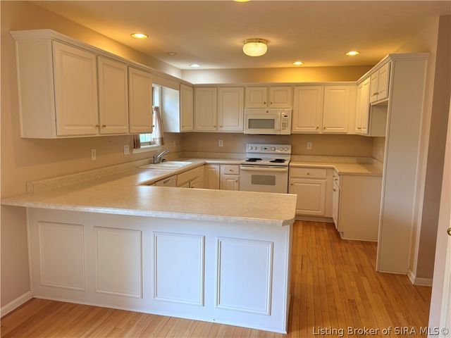 3045 Autumn Hill Trail, New Albany, IN 47150