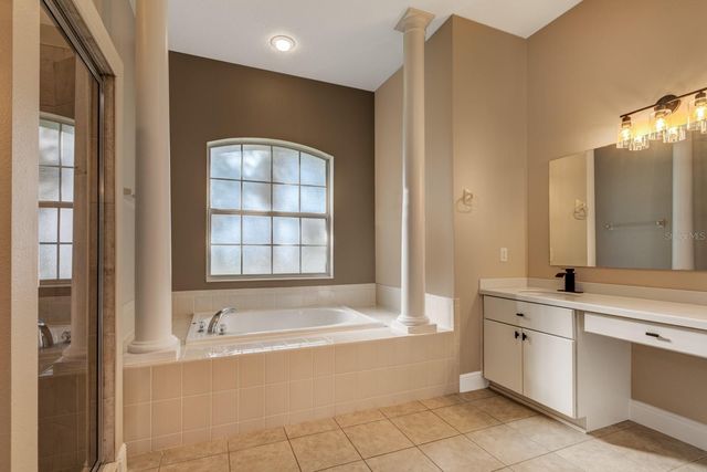 27303 GINGERBREAD PLACE, Leesburg, FL 34748